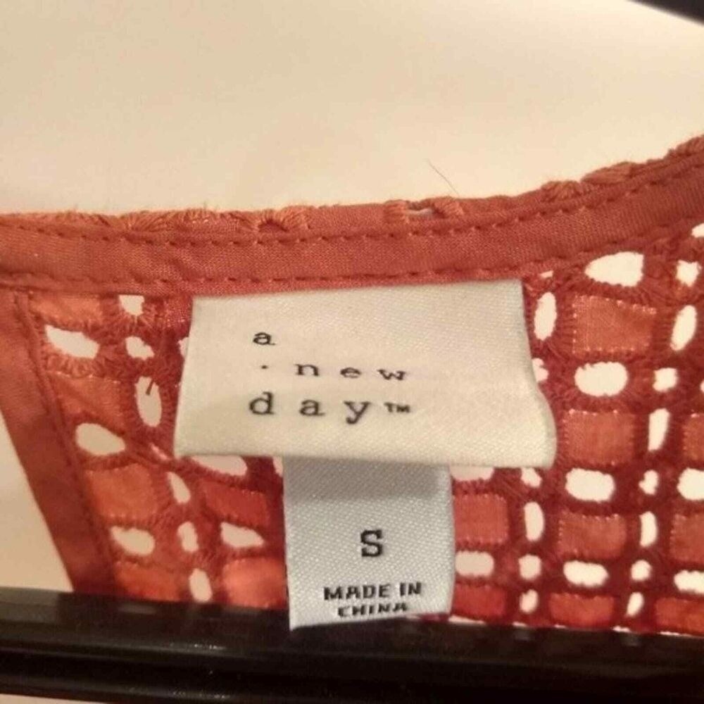 A New Day Top Women S NWT Pumpkin Spice Eyelet Top 100%Cotton Boho Lined Crochet - Picture 8 of 10